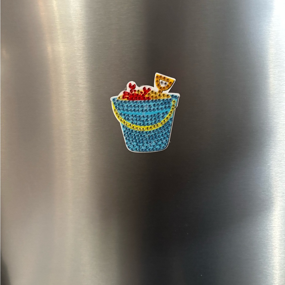 Colorful Beach Bucket Magnet - Picture 2 of 5